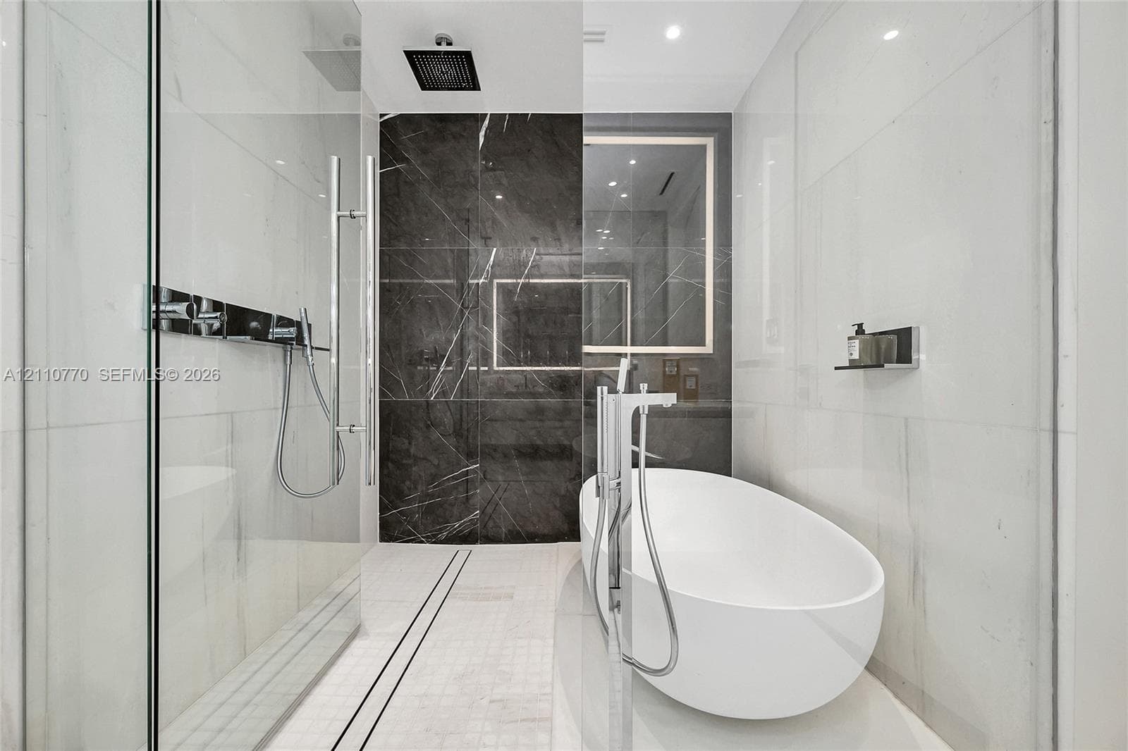 Aston Martin Residences · #1705W in Miami - Photo 18