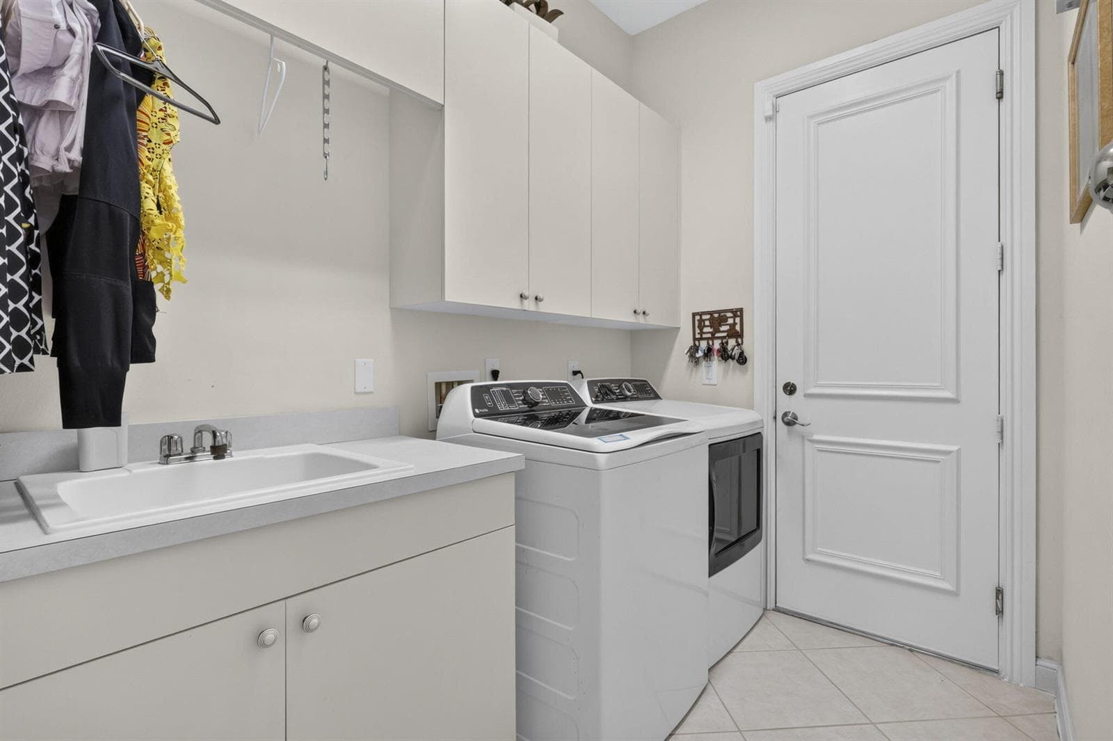 4485 ISLAND REEF DR.