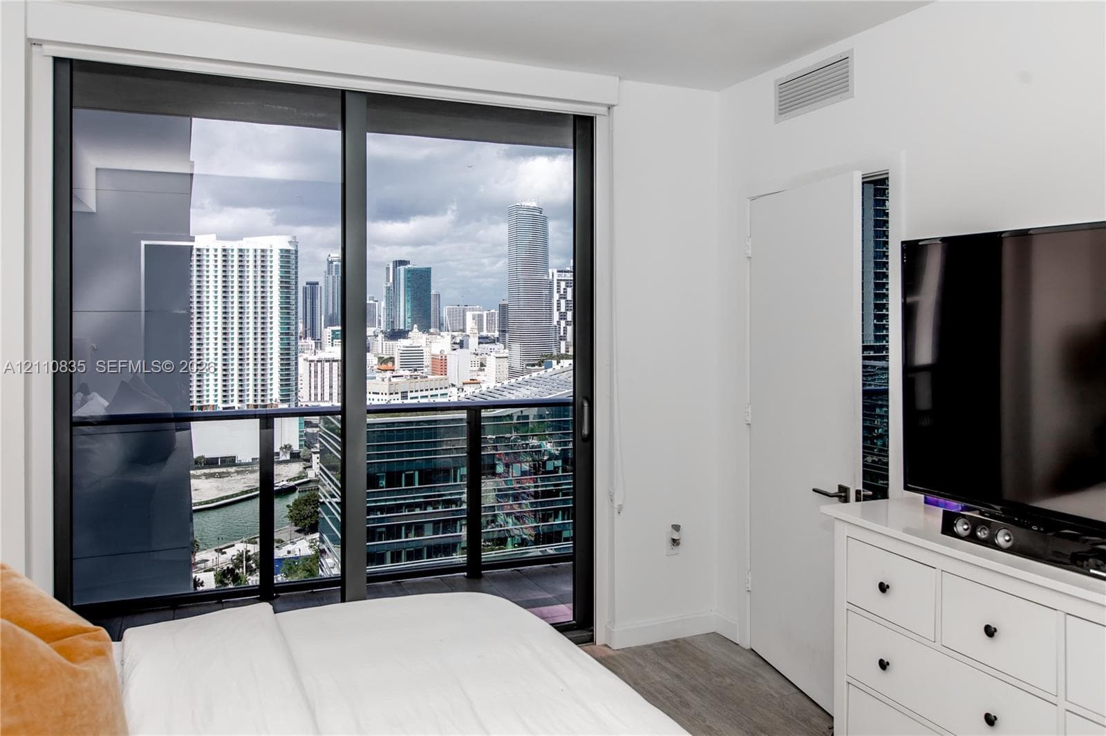 Brickell Heights West · #2501 in Miami - Photo 19