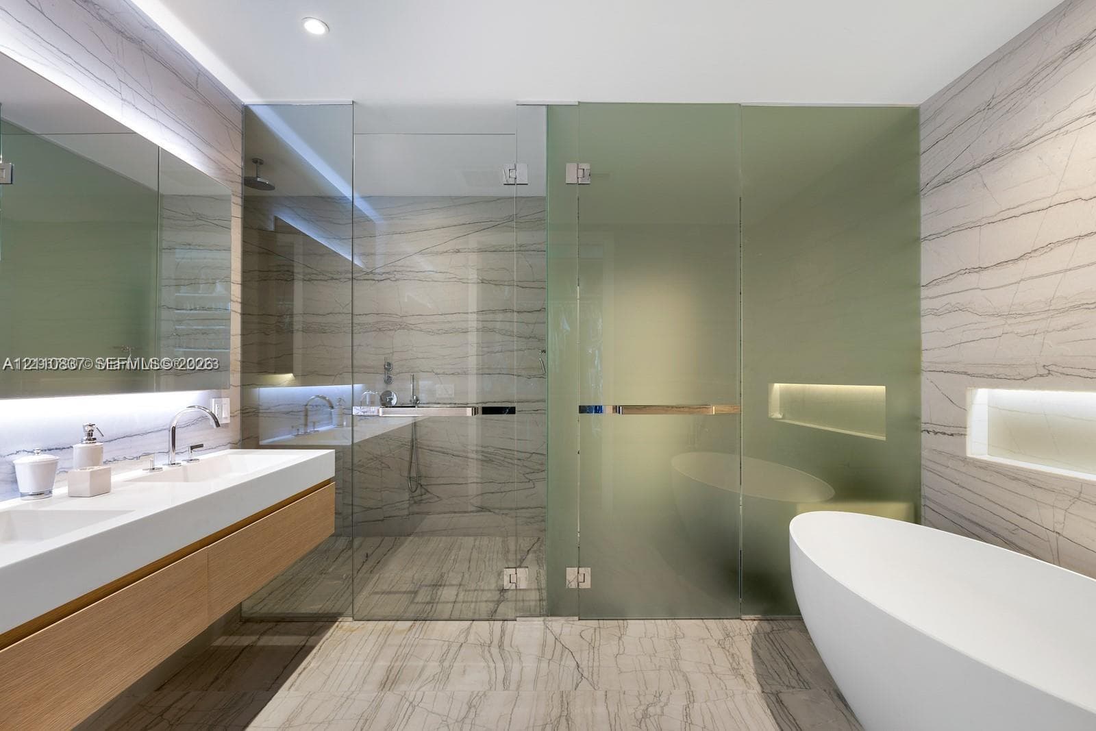 Eighty Seven Park · #404 in Miami Beach - Photo 13