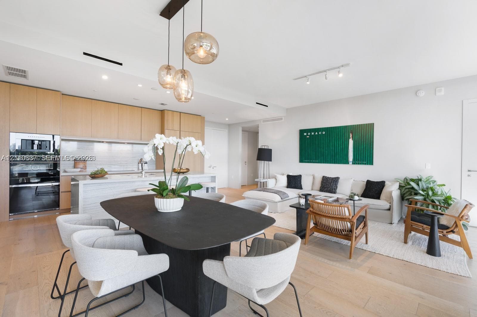 Eighty Seven Park · #404 in Miami Beach - Photo 4