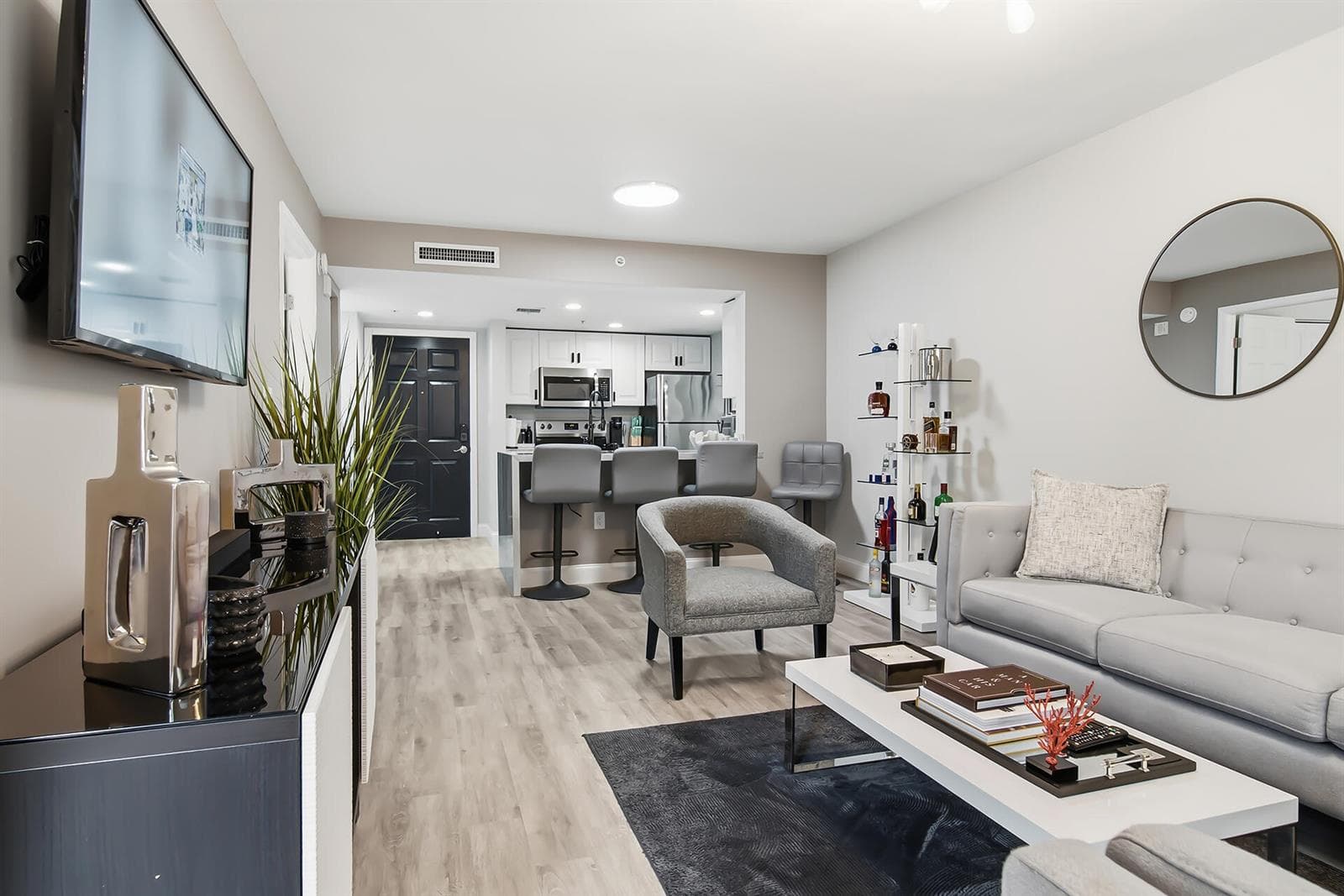 1801-N-FLAGLER-DR-APT-611-33407-003