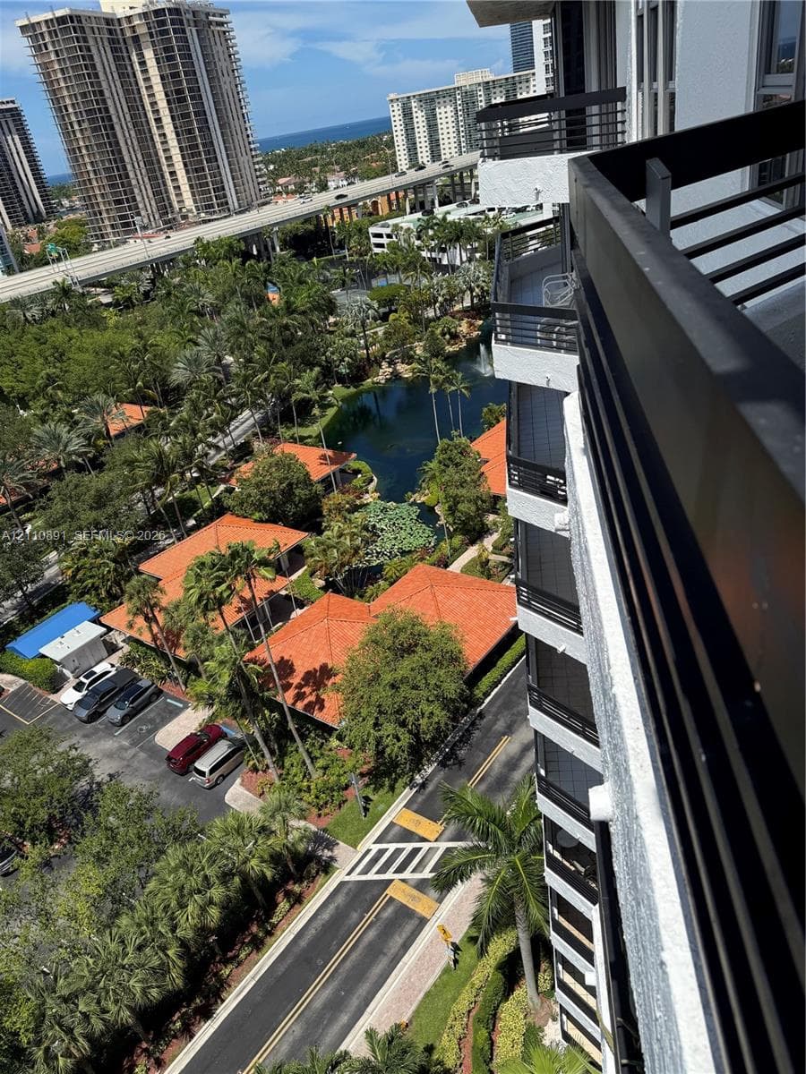 Mystic Pointe Tower 300 · #1611 in Aventura - Photo 2