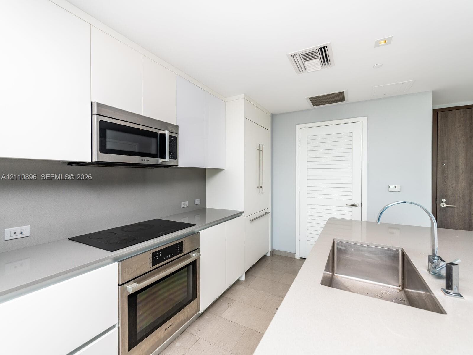 Reach Brickell City Centre · #1906 in Miami - Photo 10