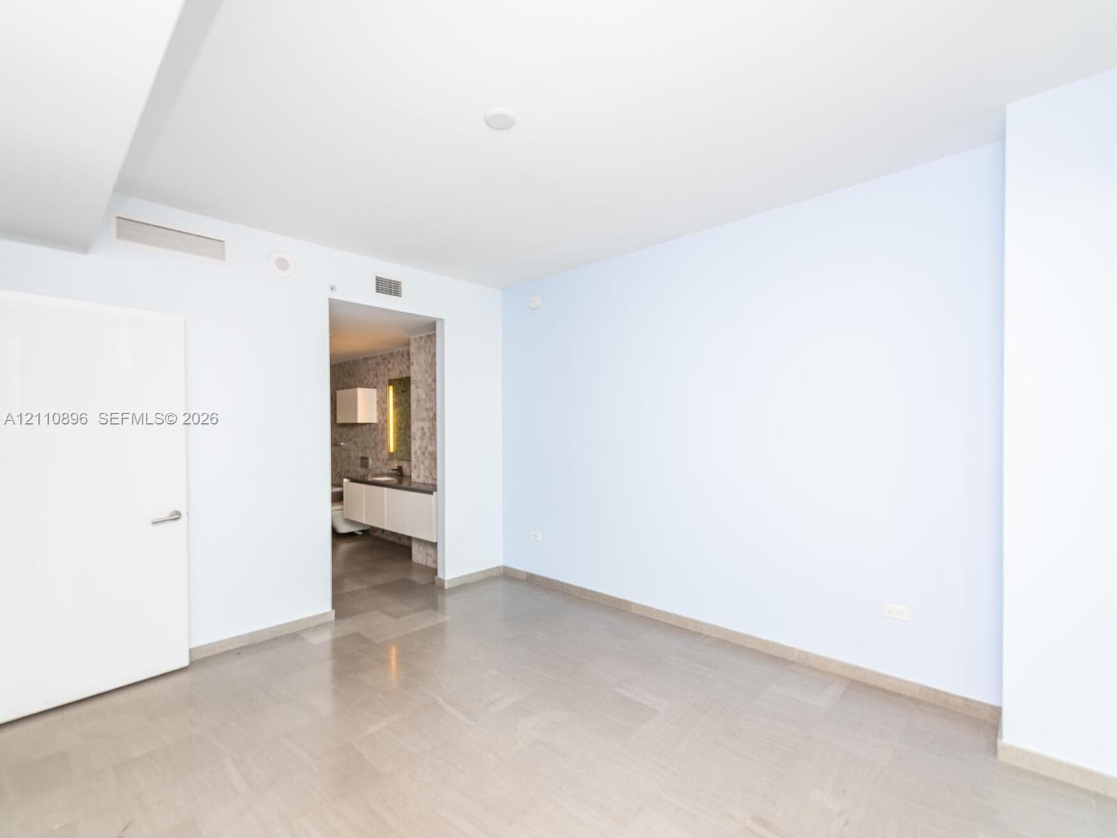 Reach Brickell City Centre · #1906 in Miami - Photo 19