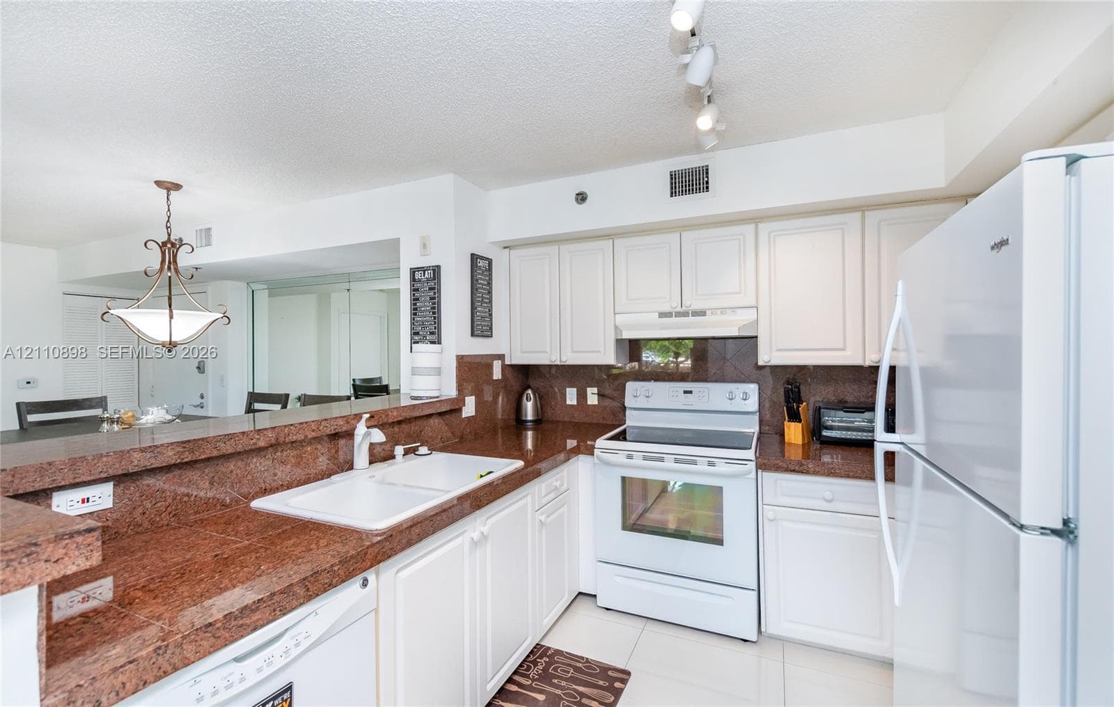 THE YACHT CLUB AT AVENTUR · #6207 in Aventura - Photo 12
