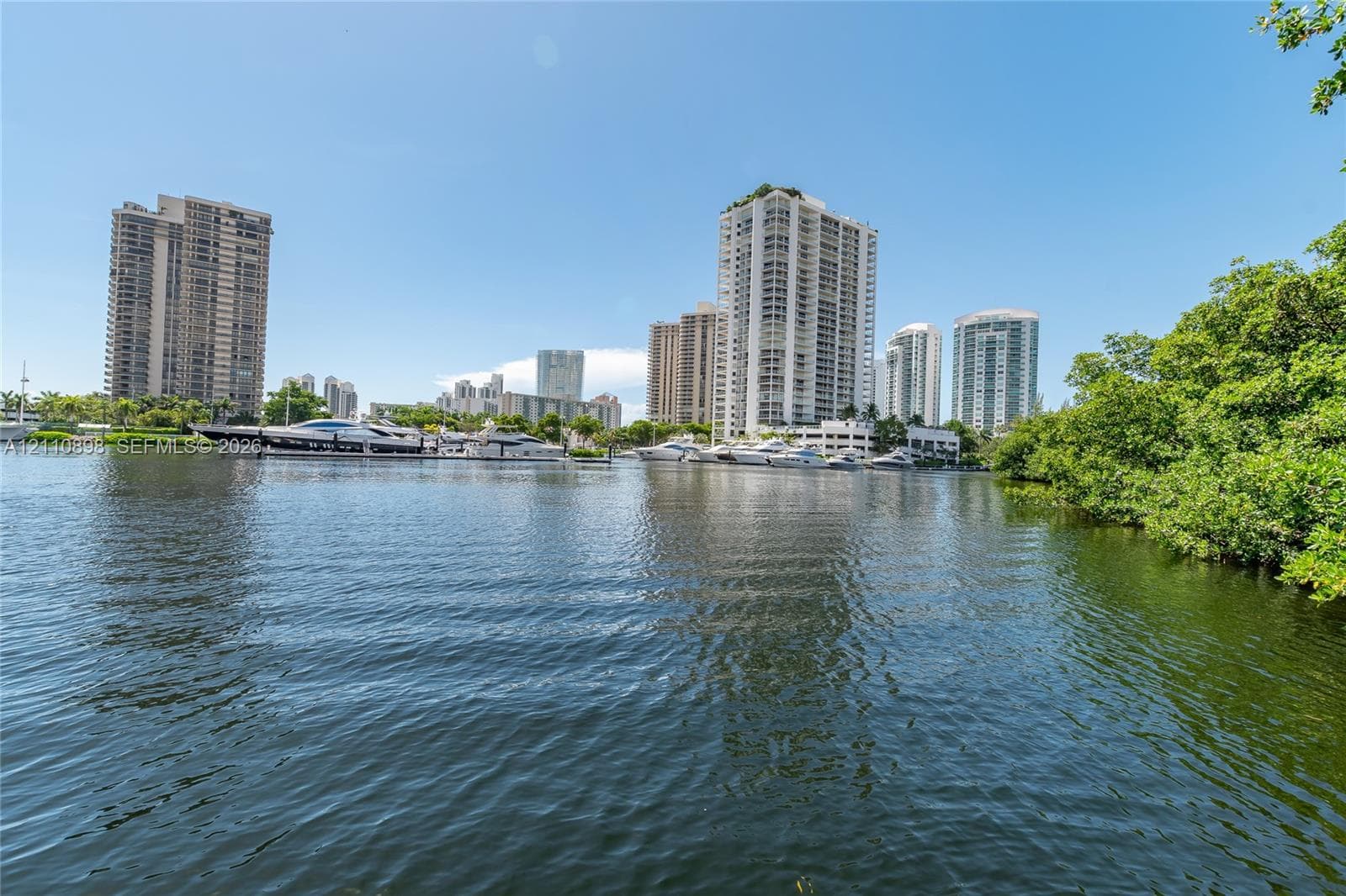 THE YACHT CLUB AT AVENTUR · #6207 in Aventura - Photo 29