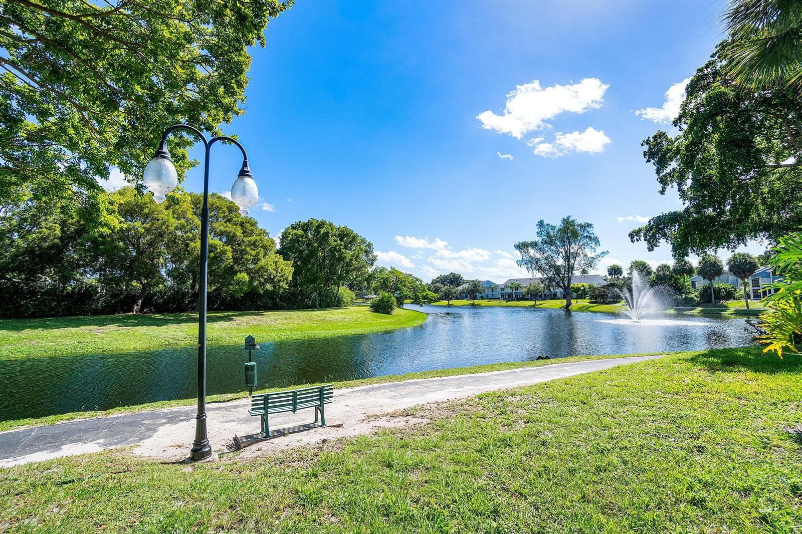 032-5272BuckheadCircle-1010-BocaRaton-FL