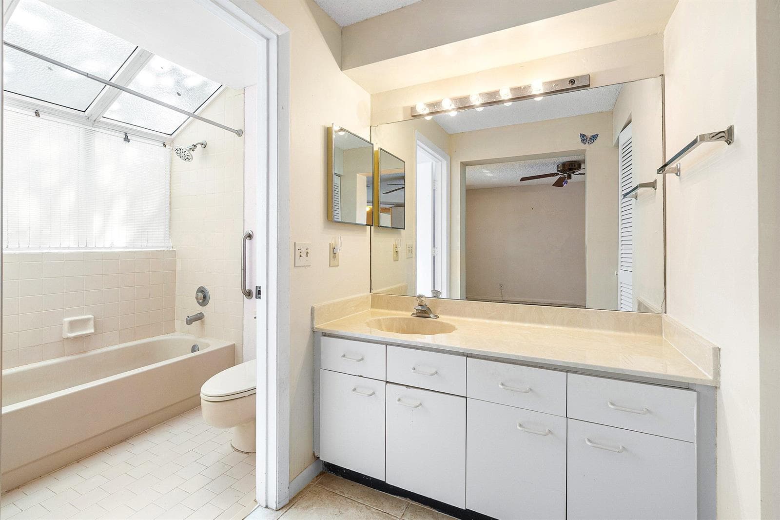 018-5272BuckheadCircle-1010-BocaRaton-FL