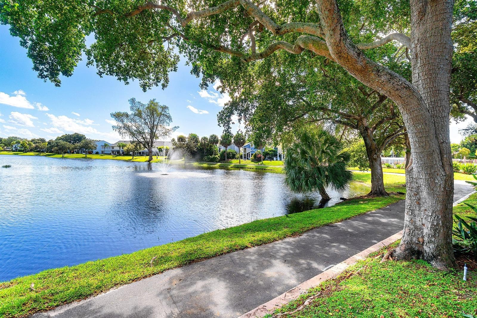 029-5272BuckheadCircle-1010-BocaRaton-FL