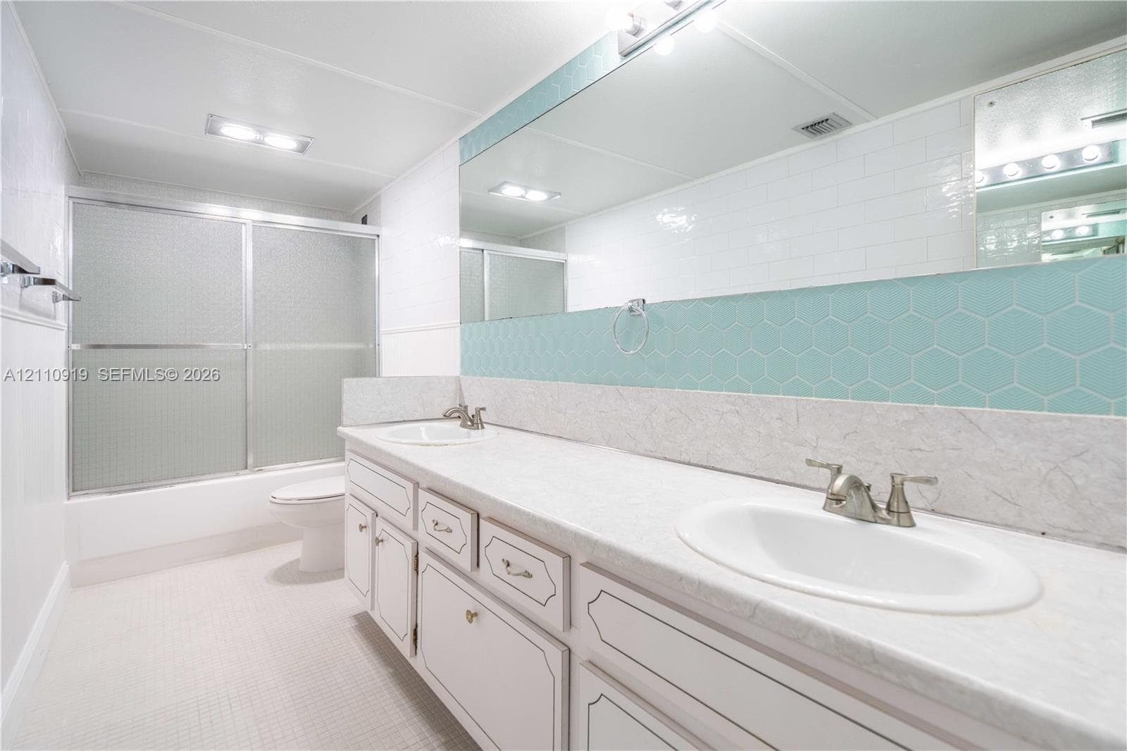ST REGIS APTS CONDO · #7D in Bay Harbor Islands - Photo 21