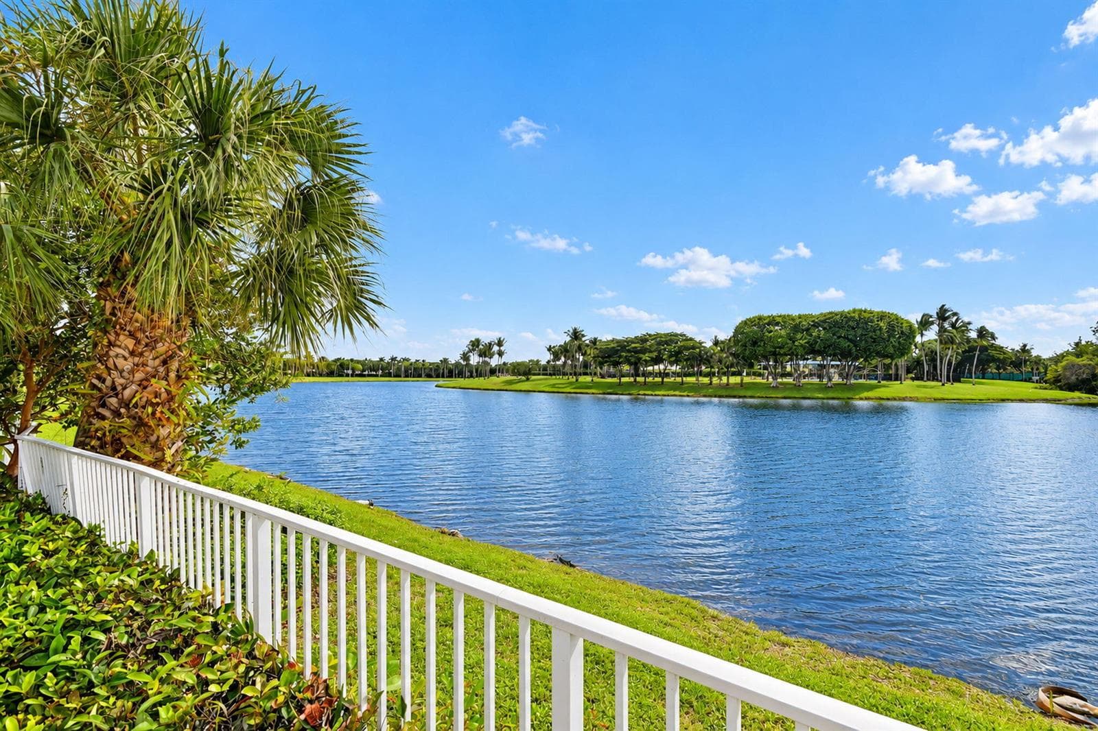 2286 Merriweather Way (46)
