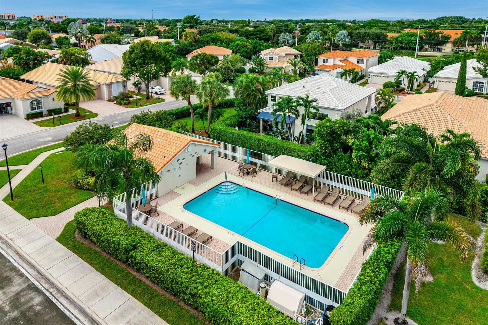 066-6486BravaWay-BocaRaton-FL-33433-SMAL