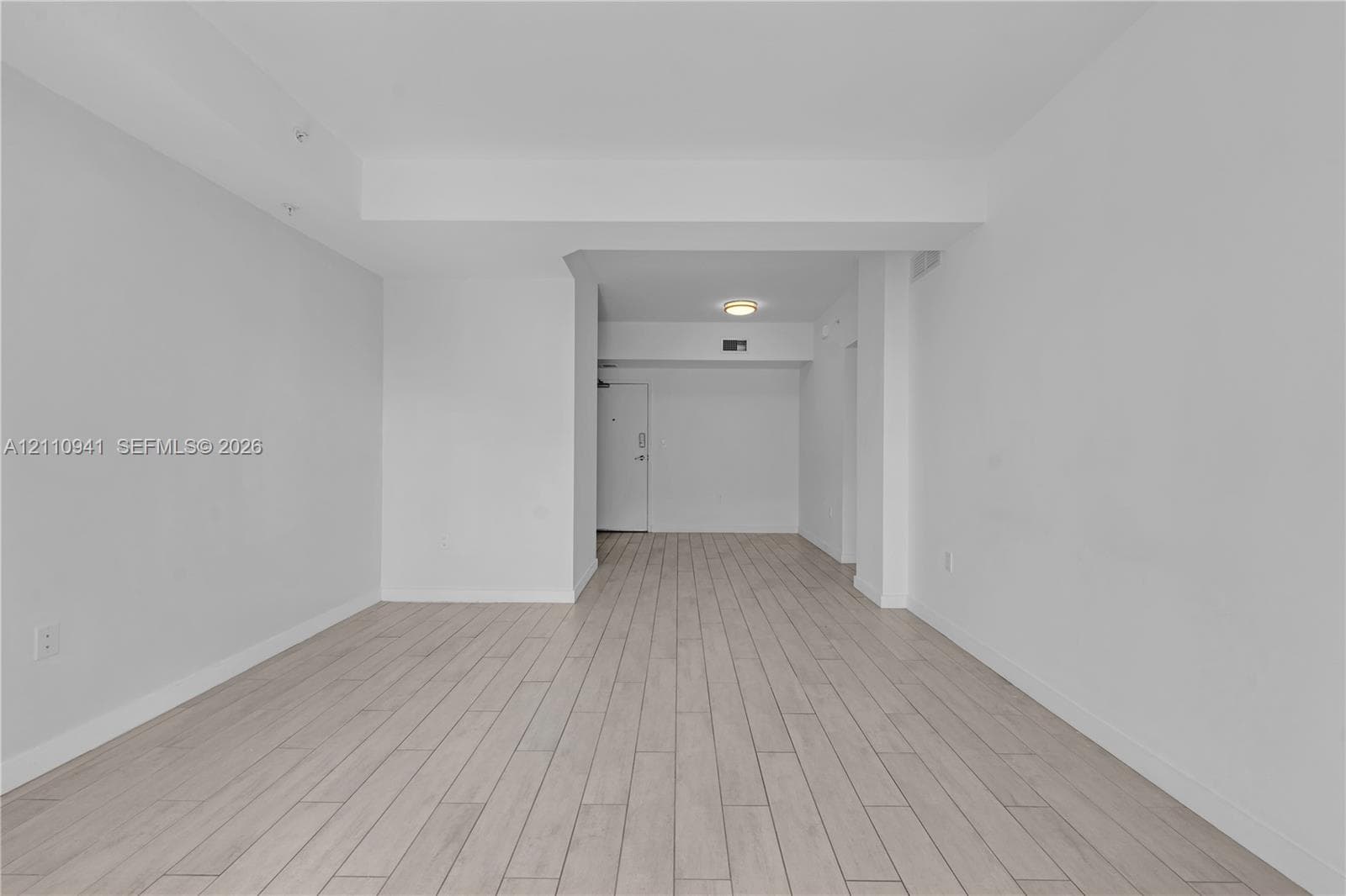 26 Edgewater · #907 in Miami - Photo 6