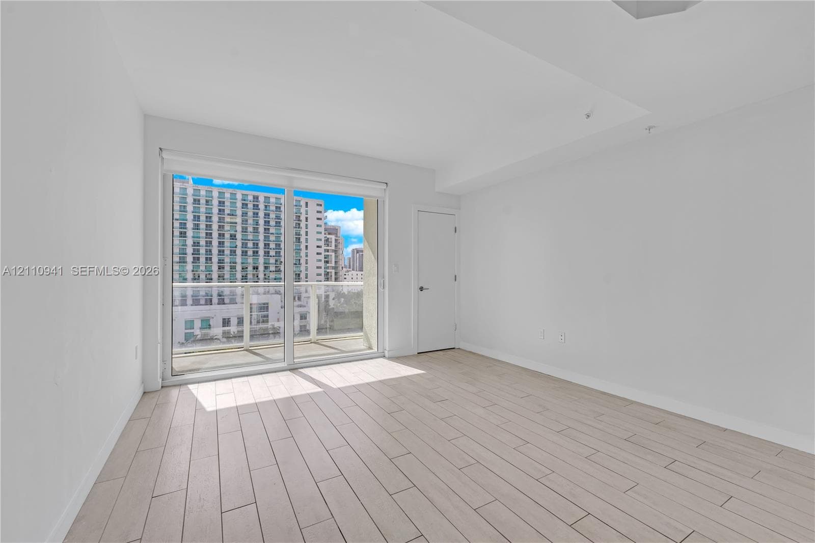 26 Edgewater · #907 in Miami - Photo 16