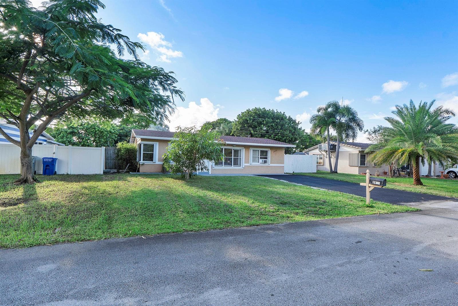 2911 Ne 11th Ave_044