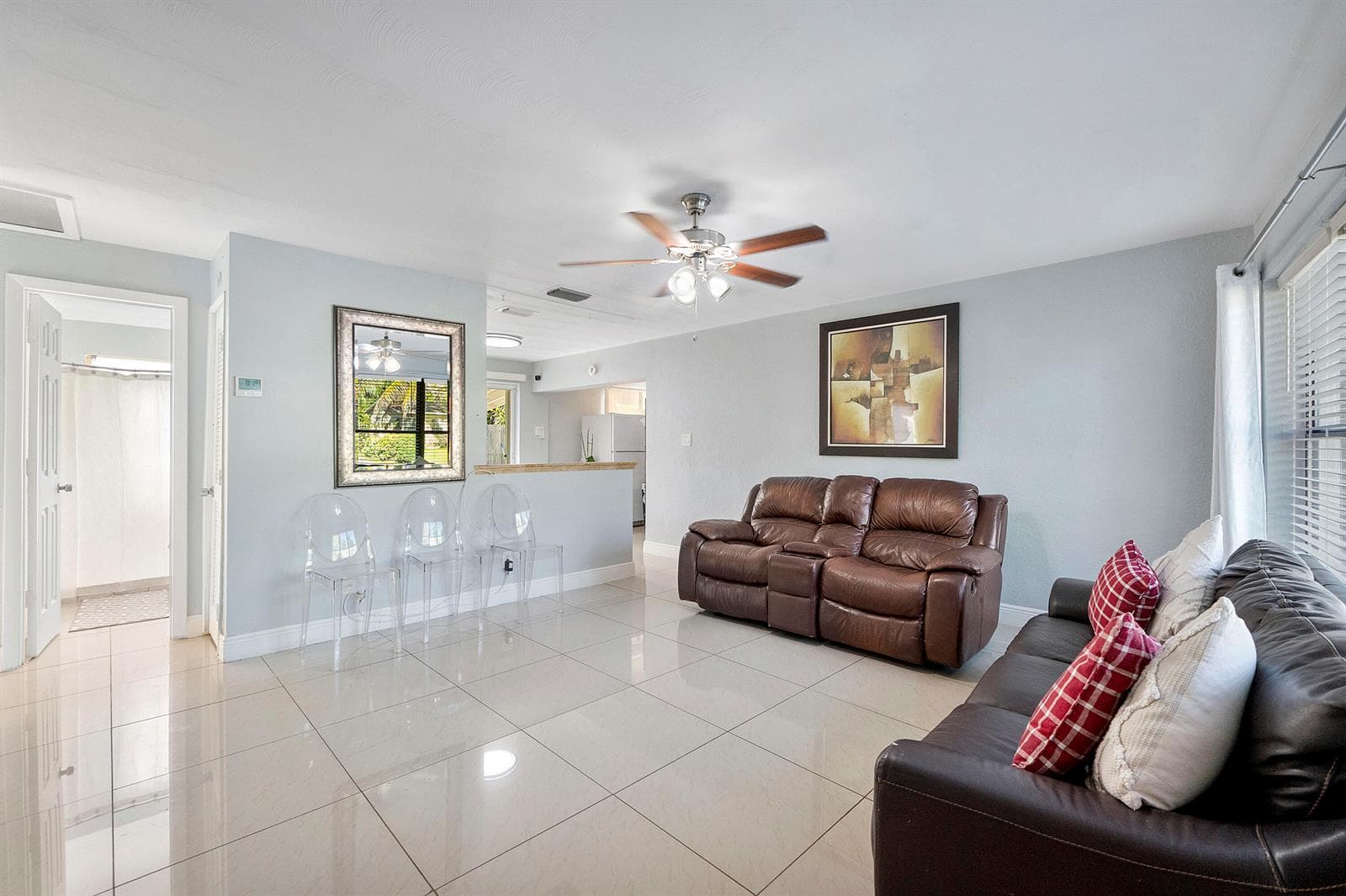 2911 Ne 11th Ave_026
