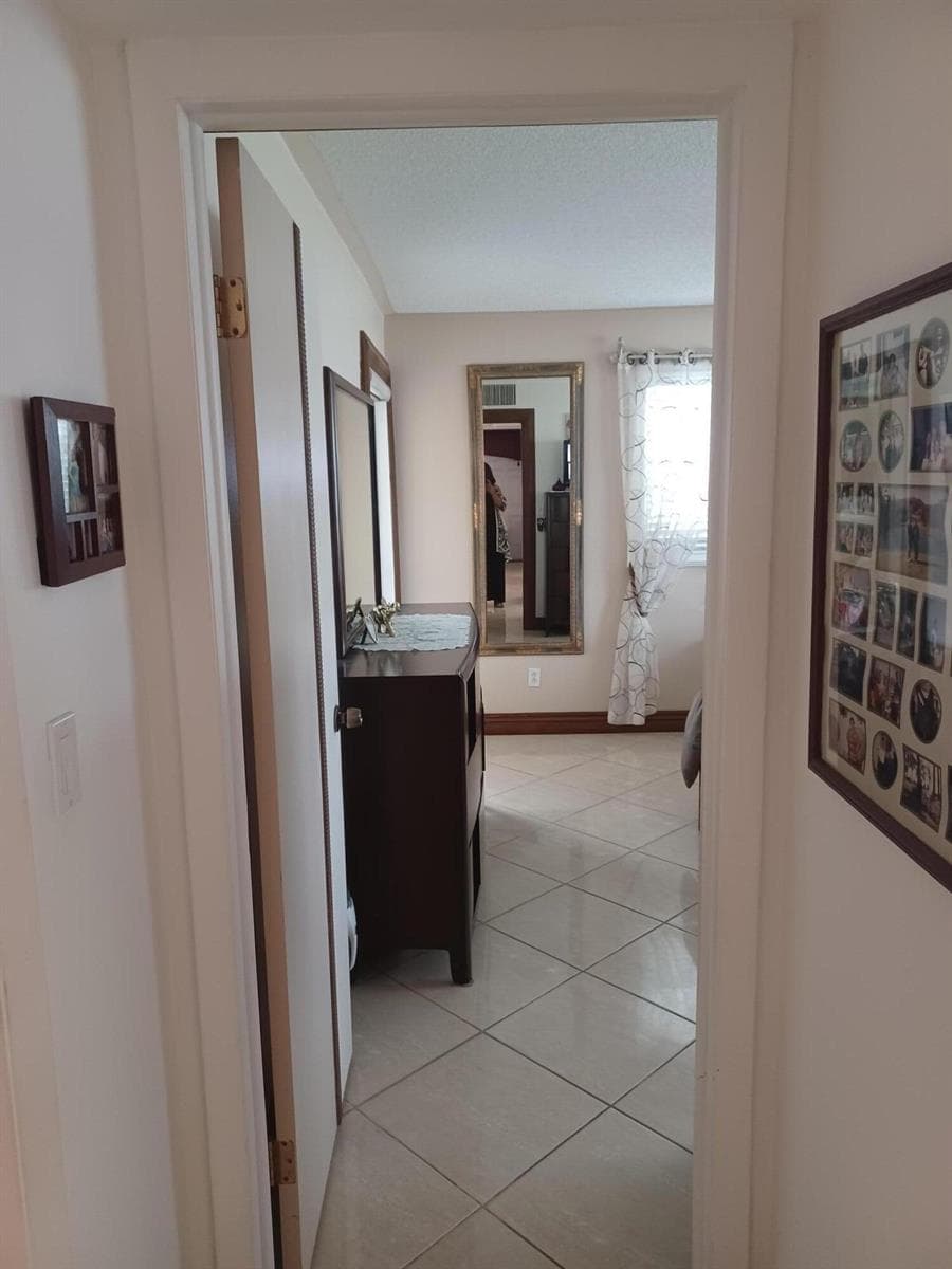 entry to 2nd bedroom