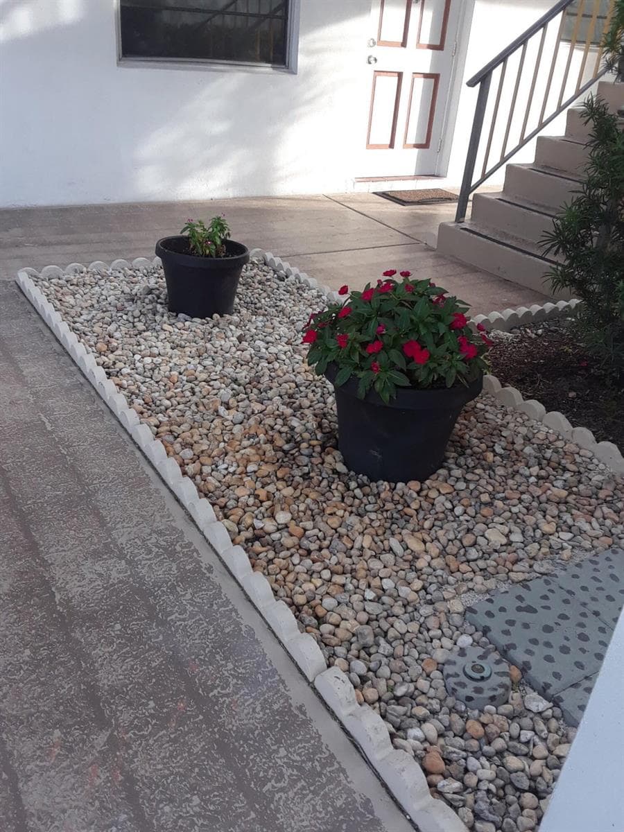 exterior garden 1