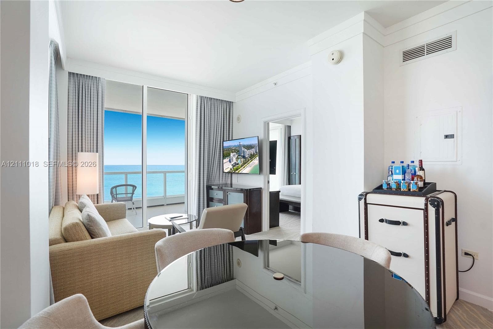Fontainebleau III Ocean Club (Sorrento) · #709 in Miami Beach - Photo 13