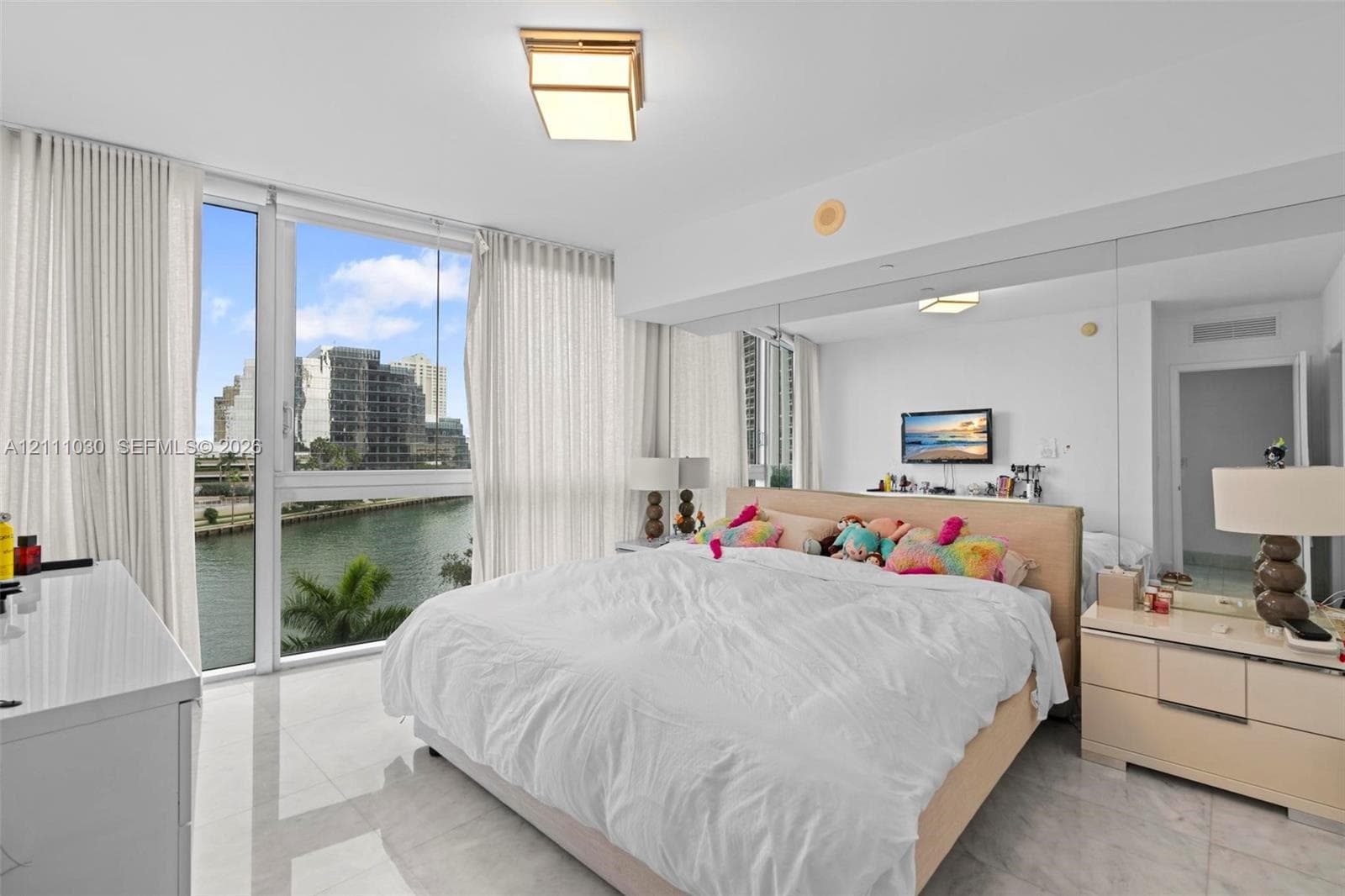 Icon Brickell II · #501 in Miami - Photo 13