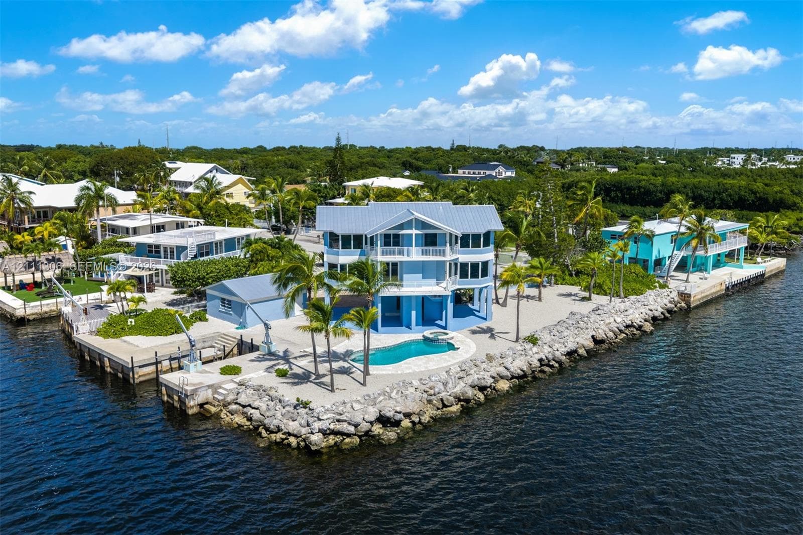 1200 Mockingbird Rd