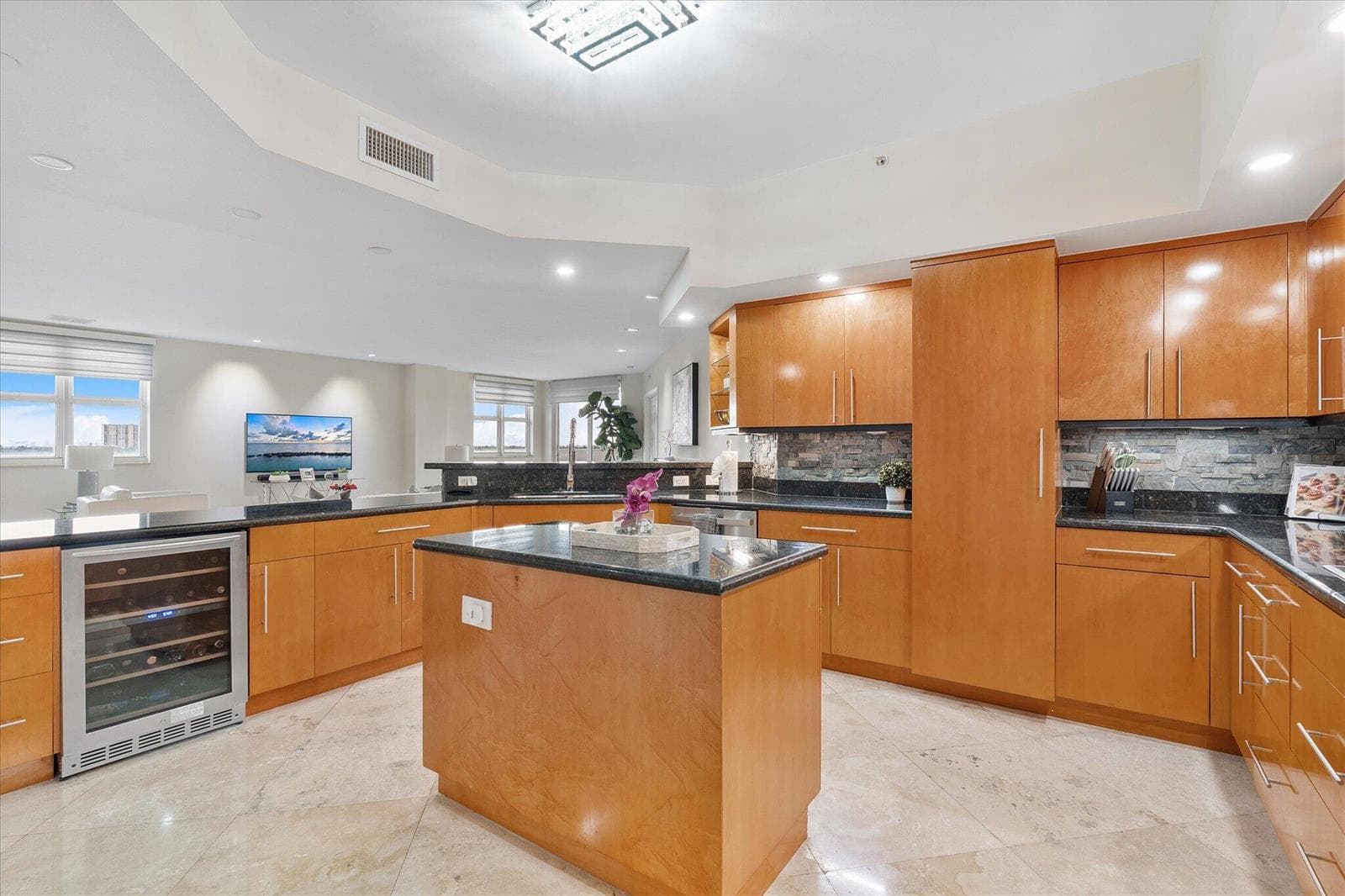 26-615 Bayshore Dr 603_026
