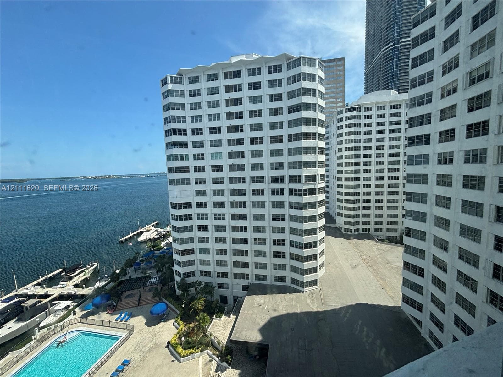 FOUR AMBASSADORS · #1265 in Miami - Photo 3