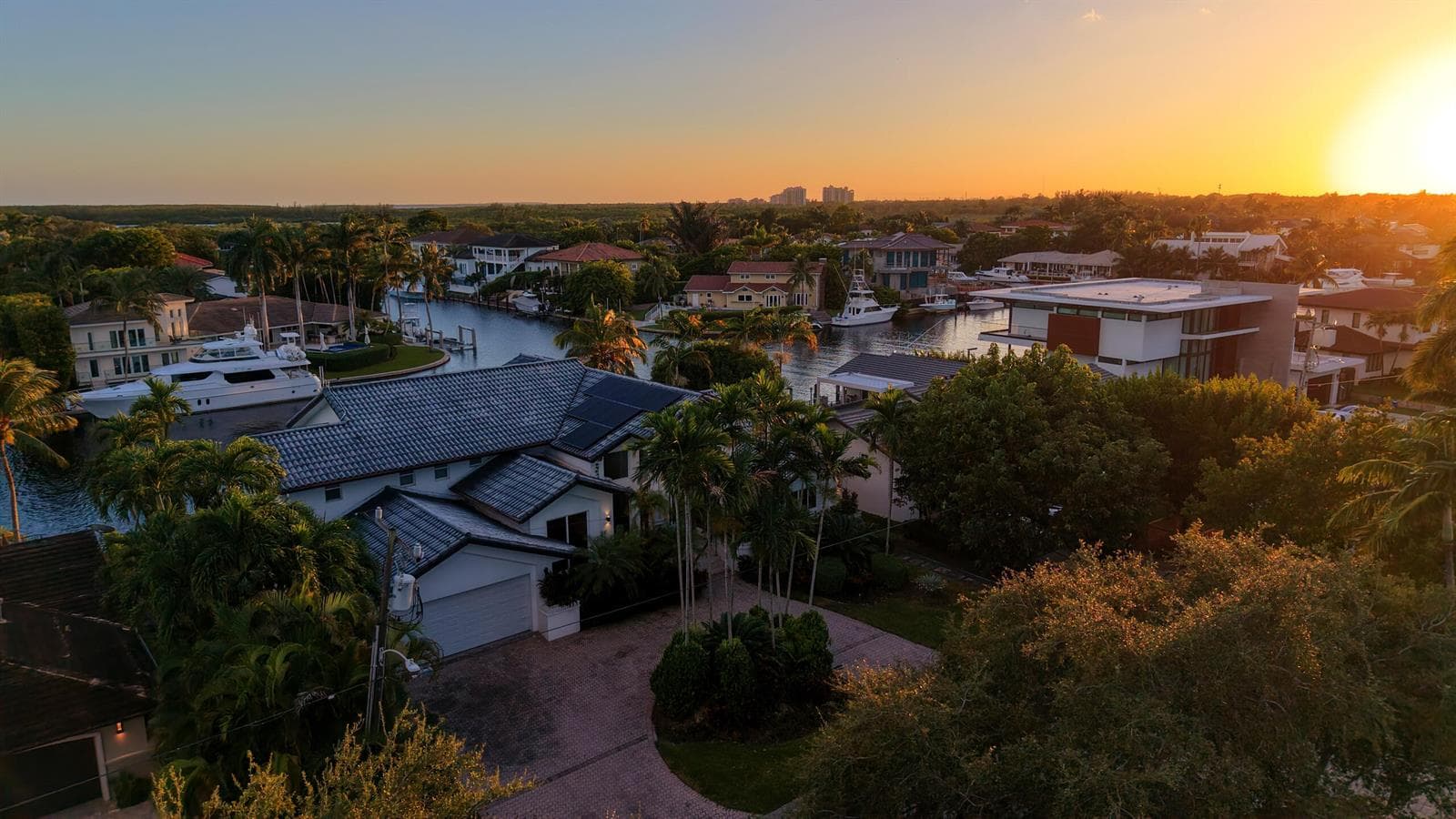 127_DJI_20261020183649_0053_D