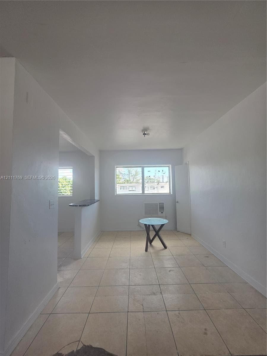 BISCAYNE BCH SUB · #D in Miami Beach - Photo 10