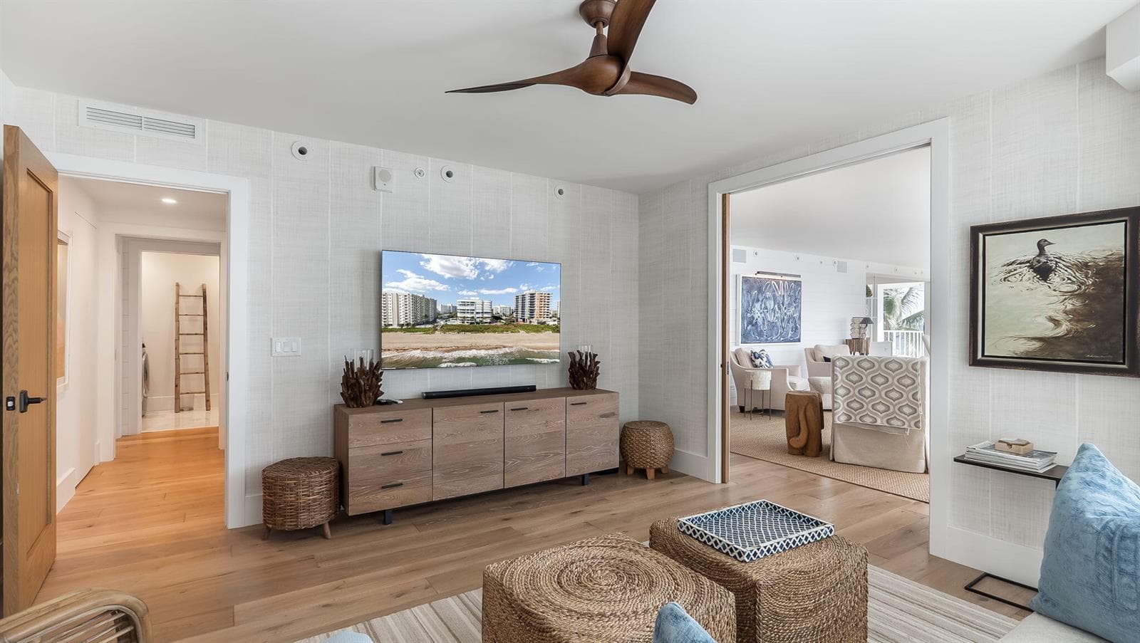 Den/Bedroom