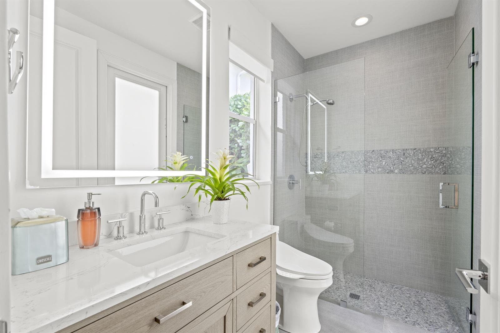 47-web-or-mls-A7409132
