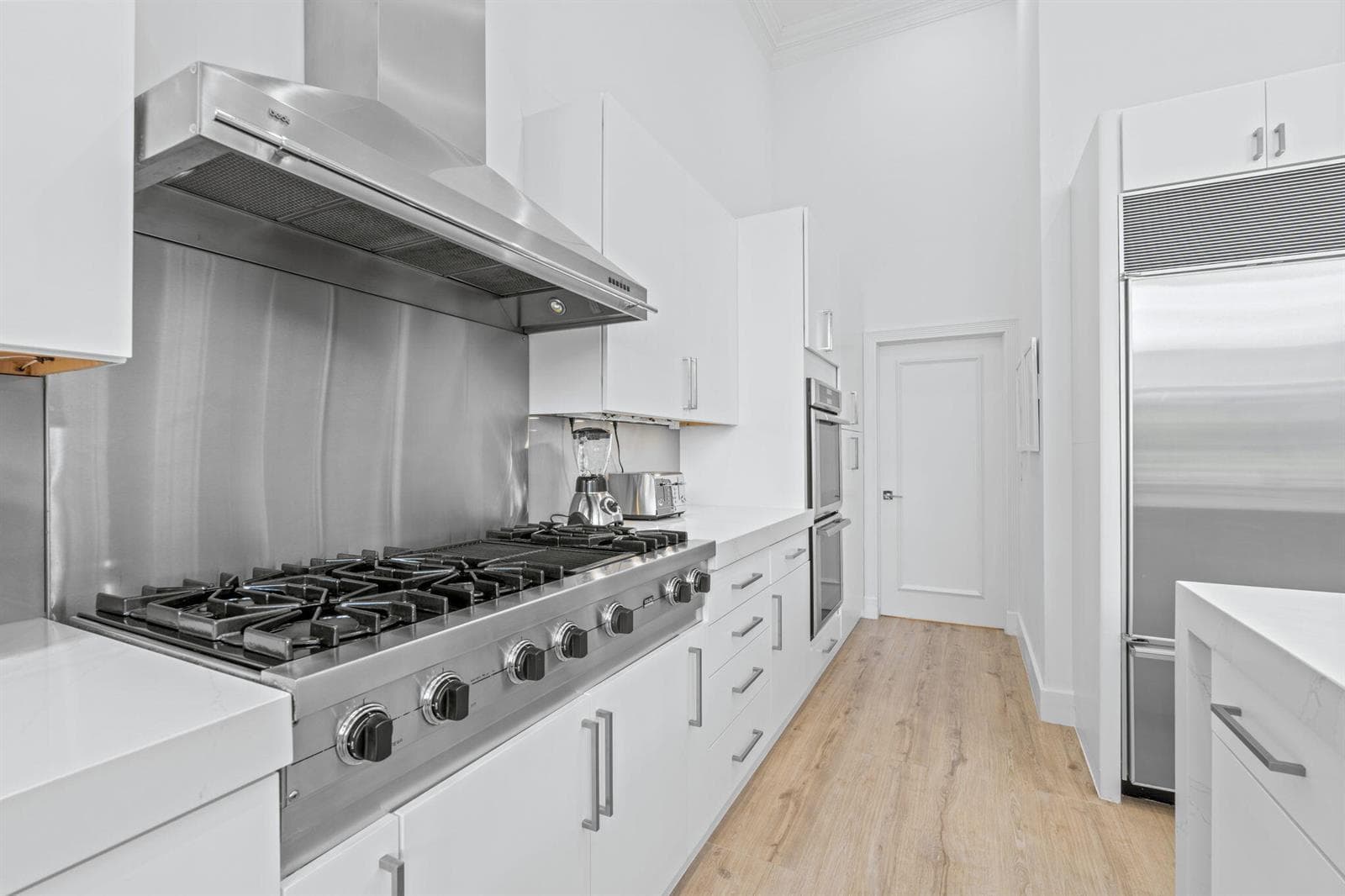 23-web-or-mls-A7409058