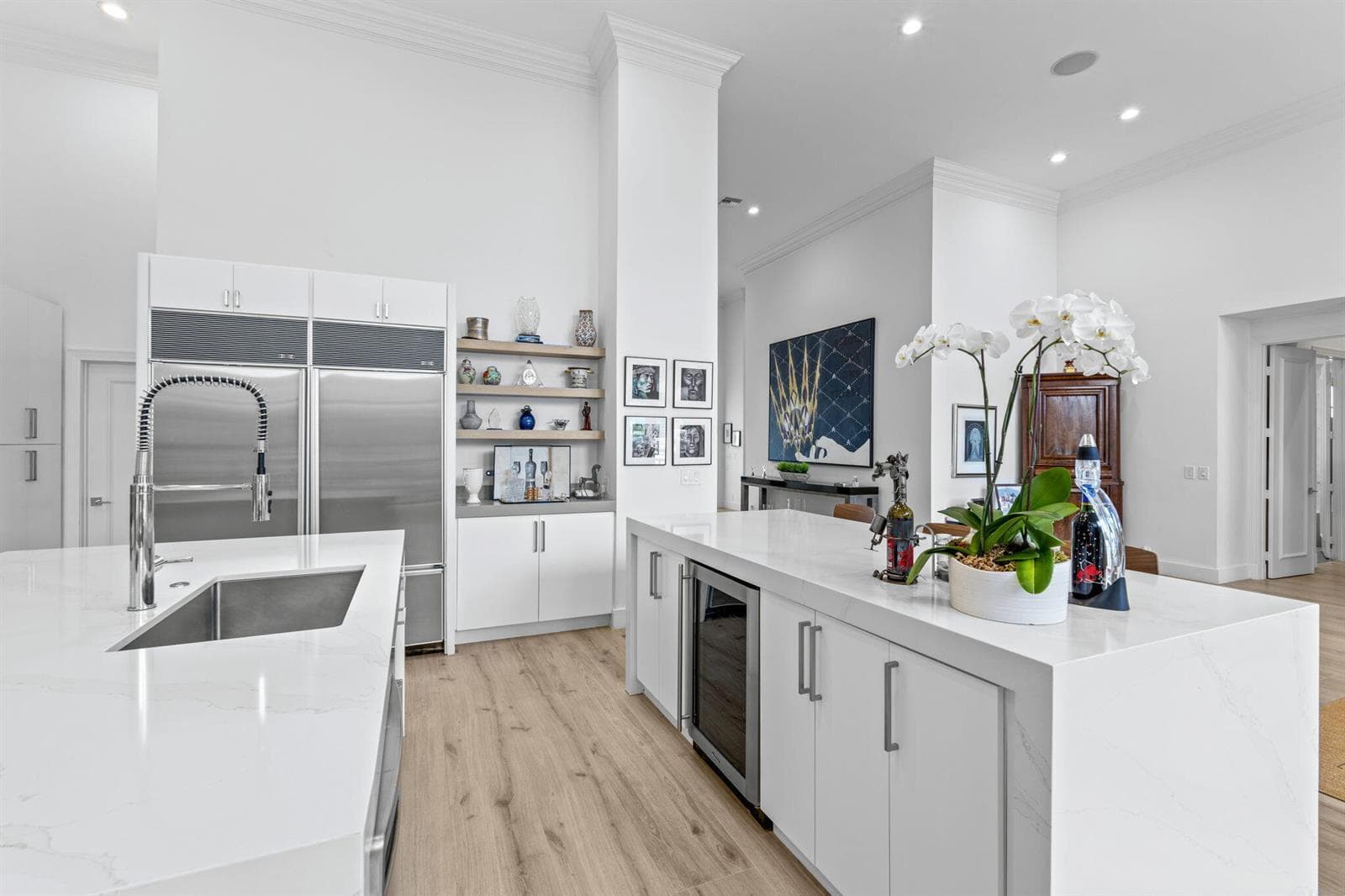 25-web-or-mls-A7409064