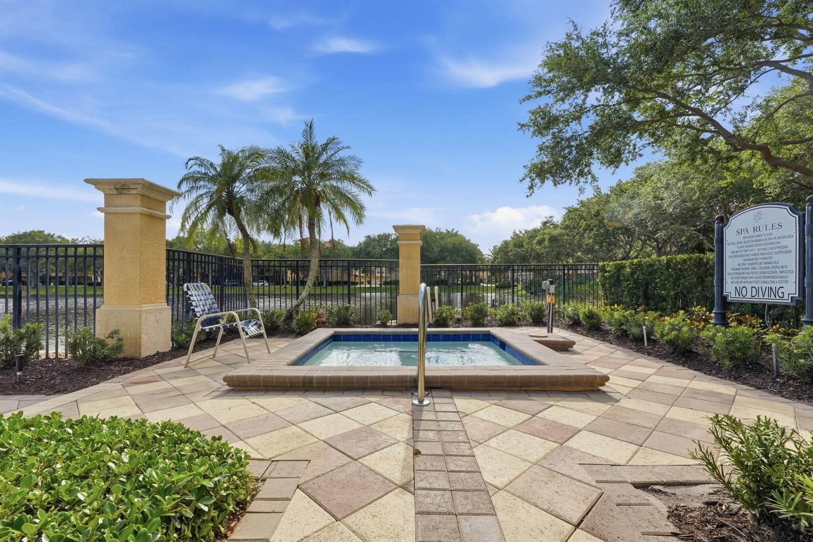 55-web-or-mls-11796_Valencia_Gardens_Ave