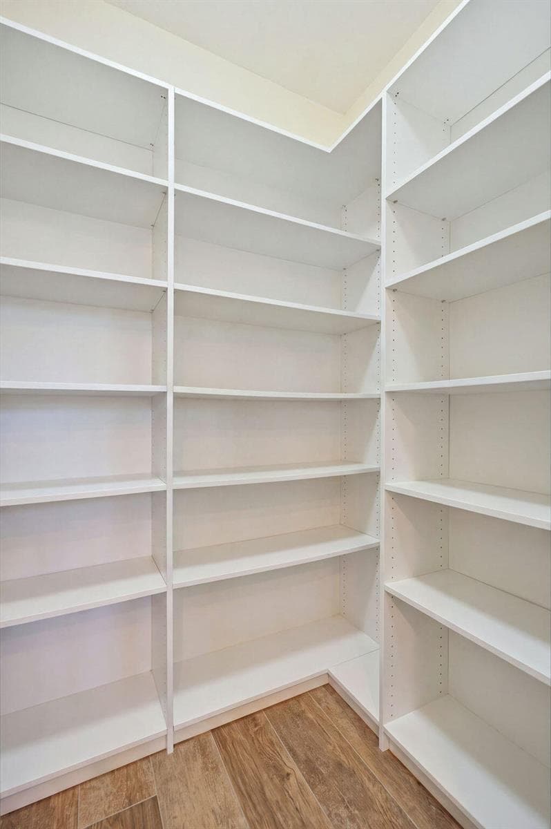 79-web-or-mls-11796_Valencia_Gardens_Ave