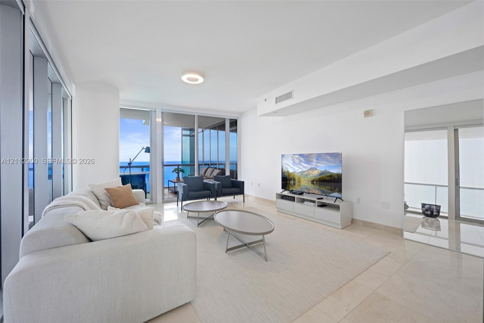 Jade Ocean · #1508 in Sunny Isles Beach - Photo 2