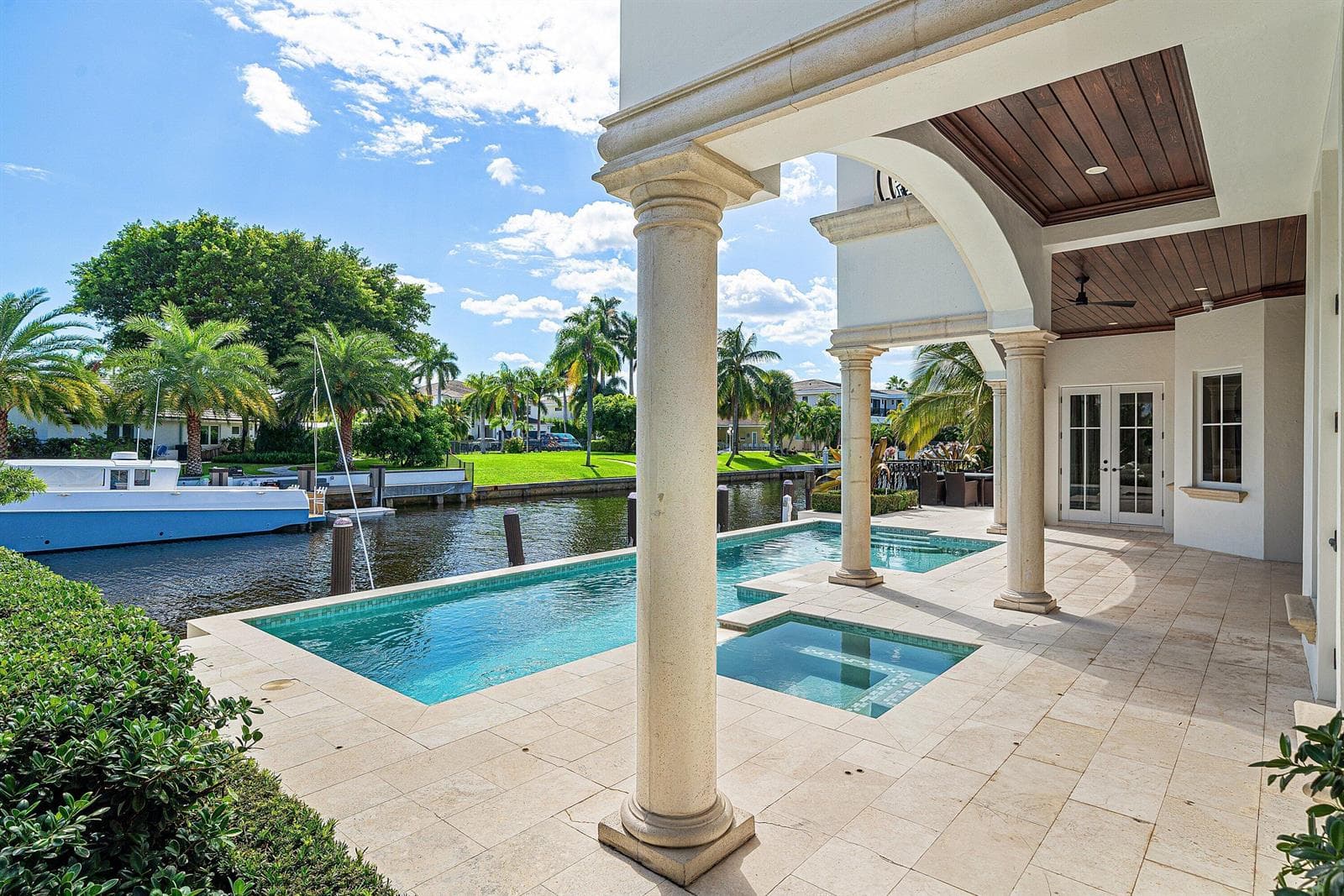 062-540GoldenHarbourDrive-BocaRaton-FL-3