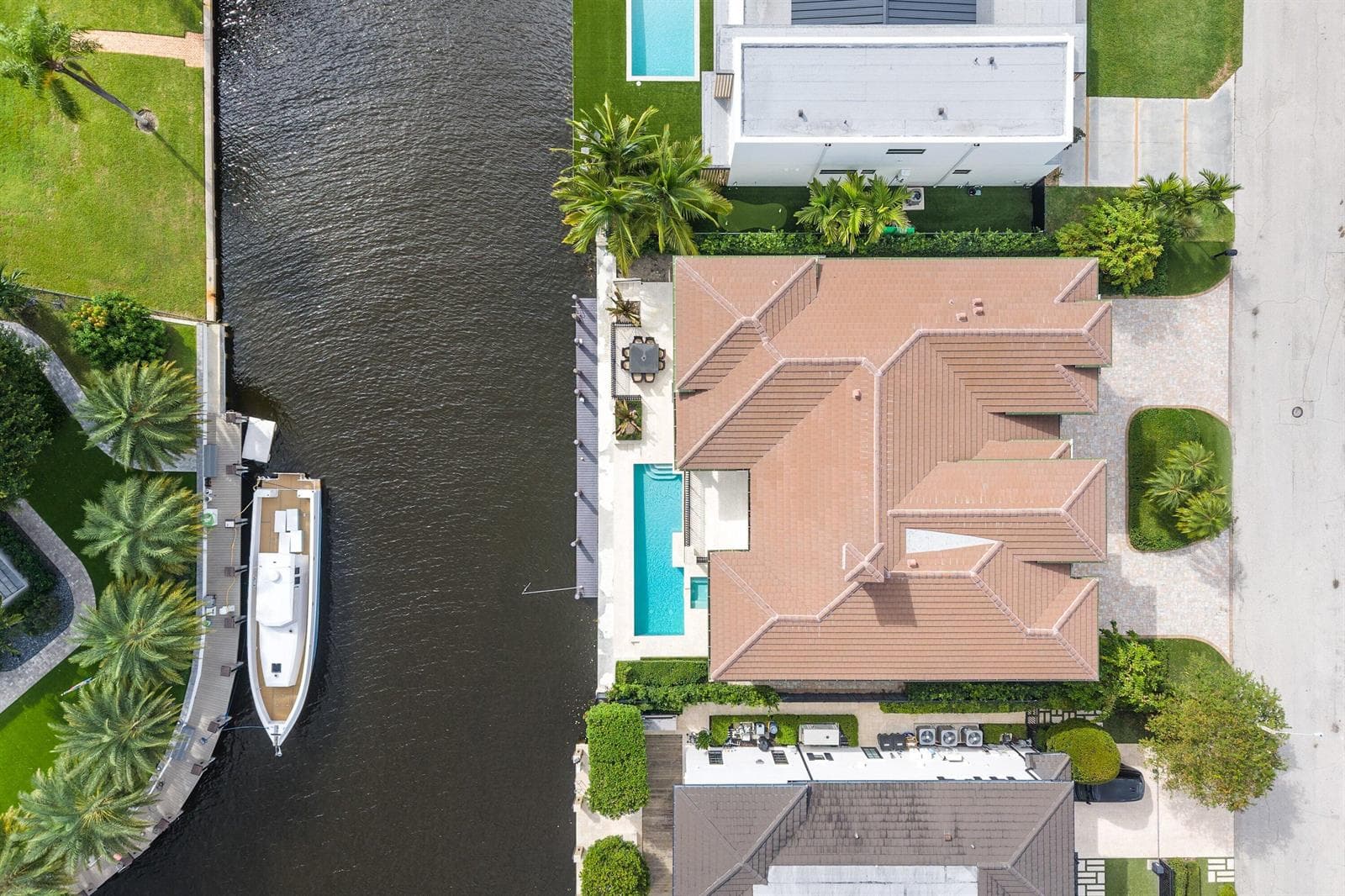 073-540GoldenHarbourDrive-BocaRaton-FL-3