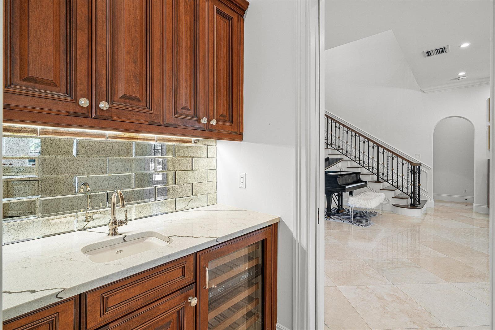 019-540GoldenHarbourDrive-BocaRaton-FL-3