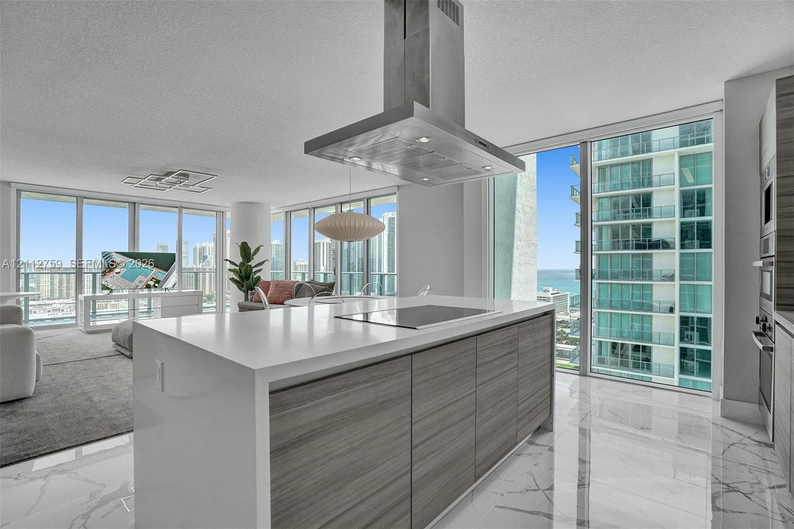 Parque Towers · #5-2207 in Sunny Isles Beach - Photo 2