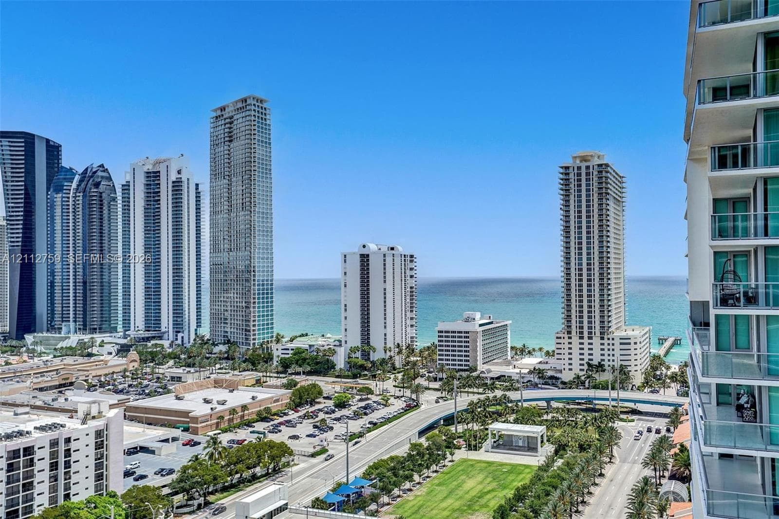Parque Towers #5-2207