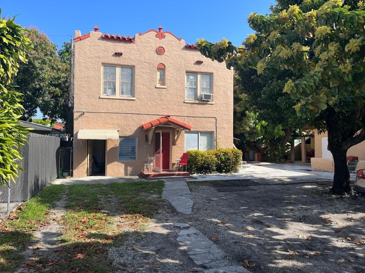 1703 SW 10th St photo 1