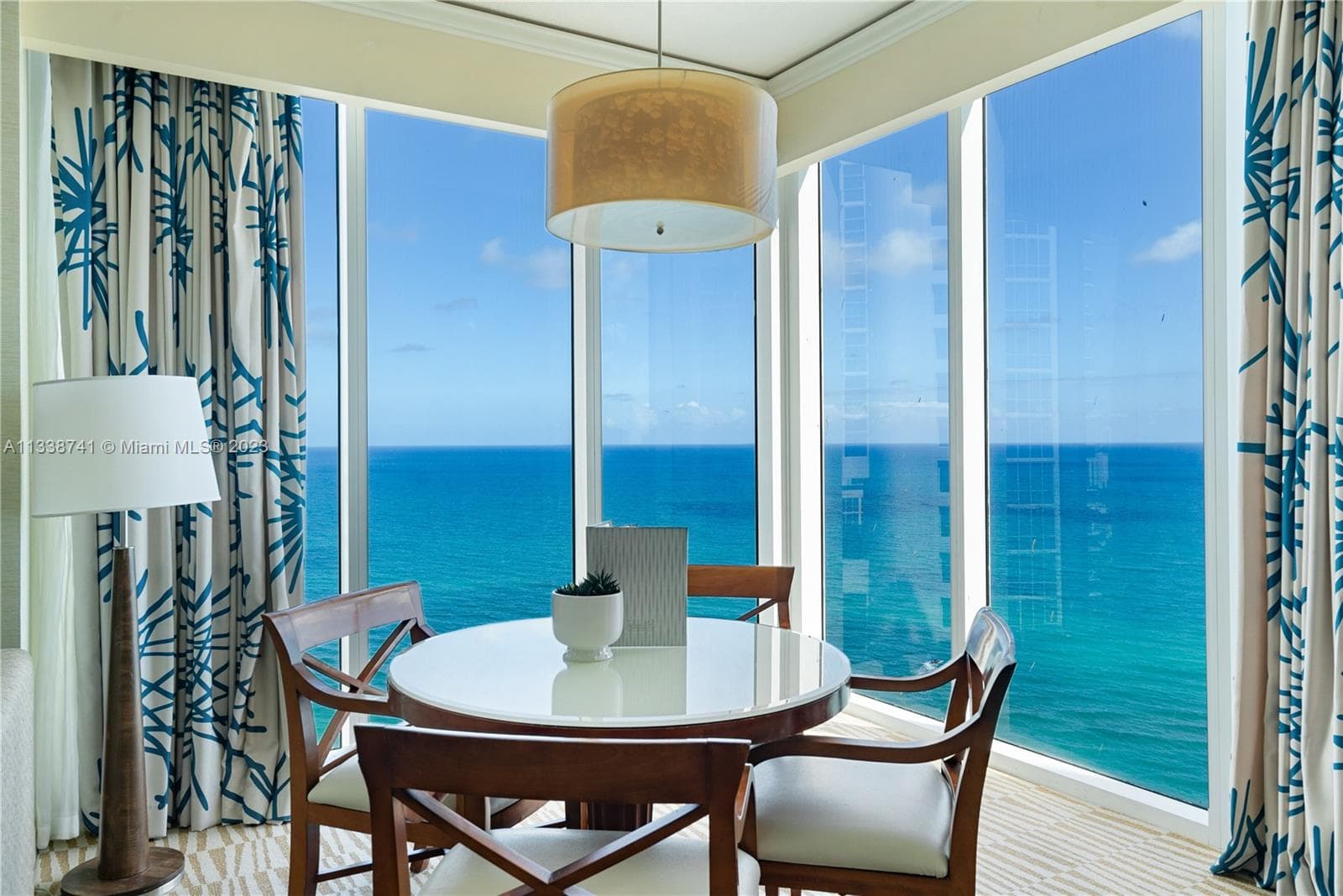 Trump International Beach Resort #2009