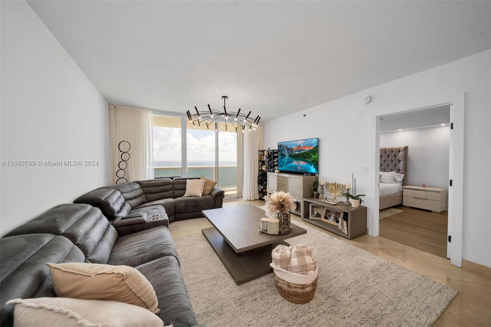 BEACH CLUB CONDO · #3202 in Hallandale Beach - Photo 1