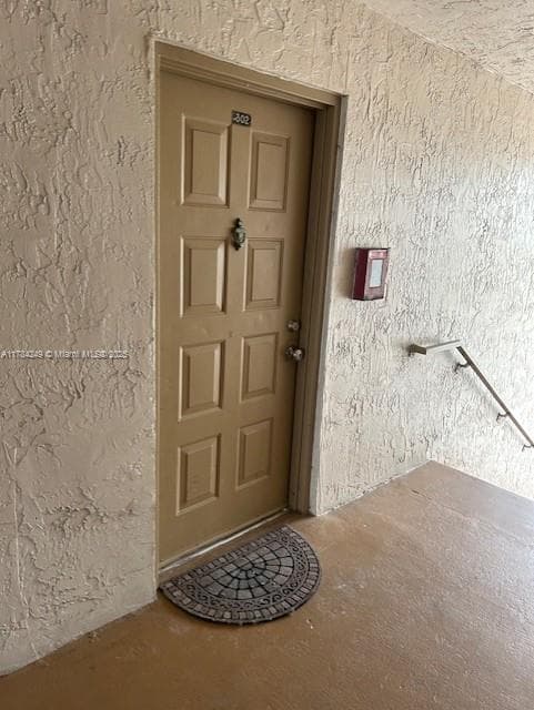 KENDALL LAKE TOWERS · #302 in Miami - Photo 1