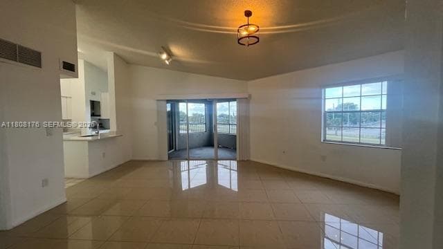 LAKEVIEW CLUB CONDO · #309 in Oakland Park - Photo 1