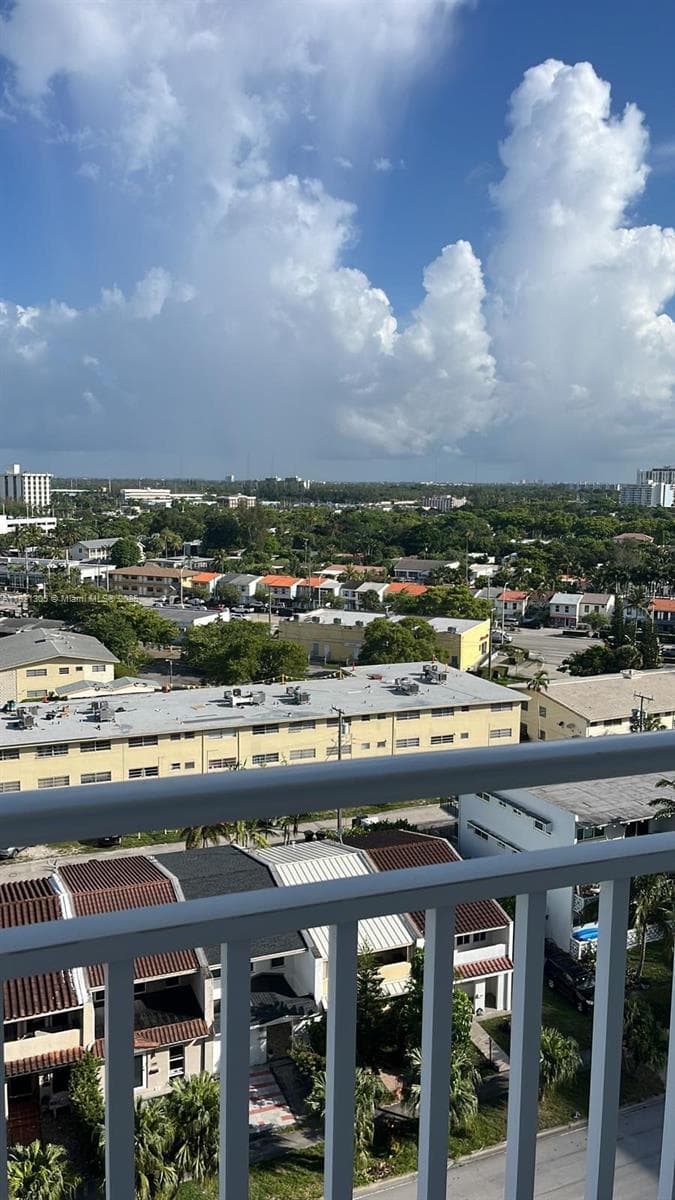 BAYVIEW TOWERS CONDO SOUT · #A1108 in North Miami - Photo 1