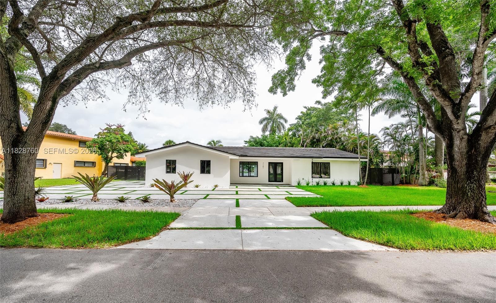 7101 E Troon Cir photo 1