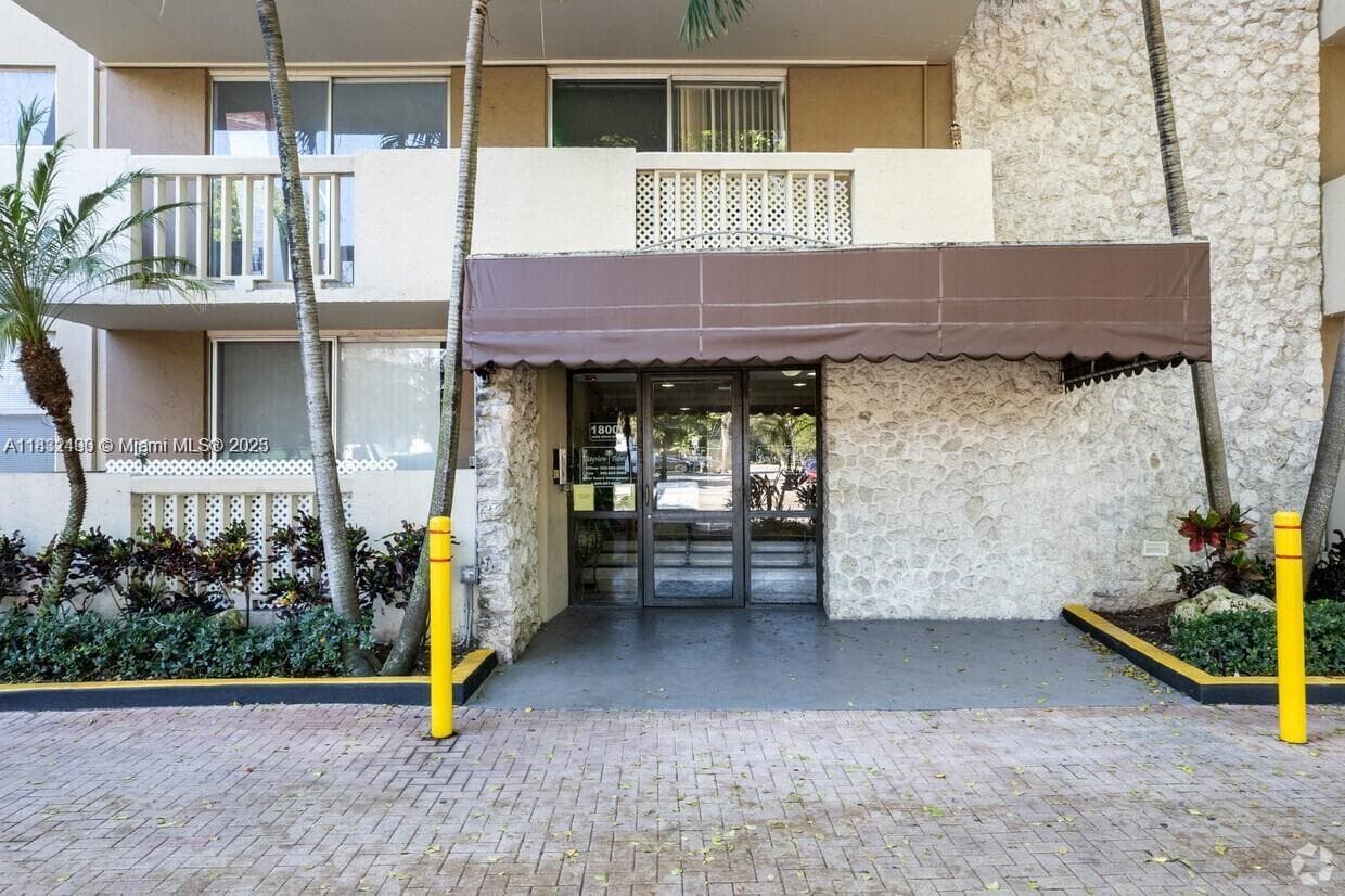 BAYVIEW PALMS CONDO · #105 in North Miami - Photo 1